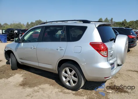 2007 Toyota Rav4 Limited z USA, uszkodzony, nr VIN JTMBD31V075094404